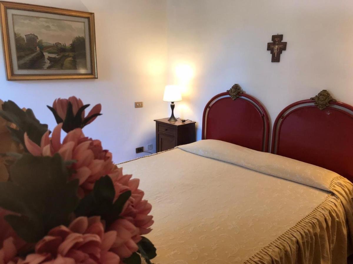 مونتيفالكو Agriturismo Camiano Piccolo المظهر الخارجي الصورة