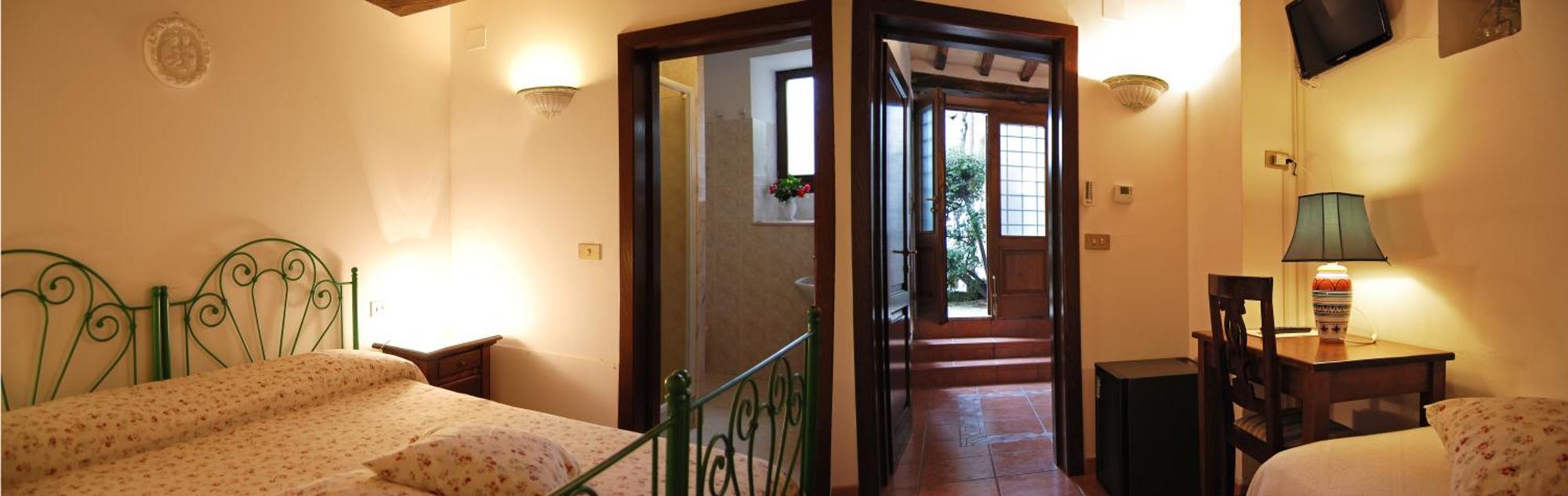 مونتيفالكو Agriturismo Camiano Piccolo الغرفة الصورة