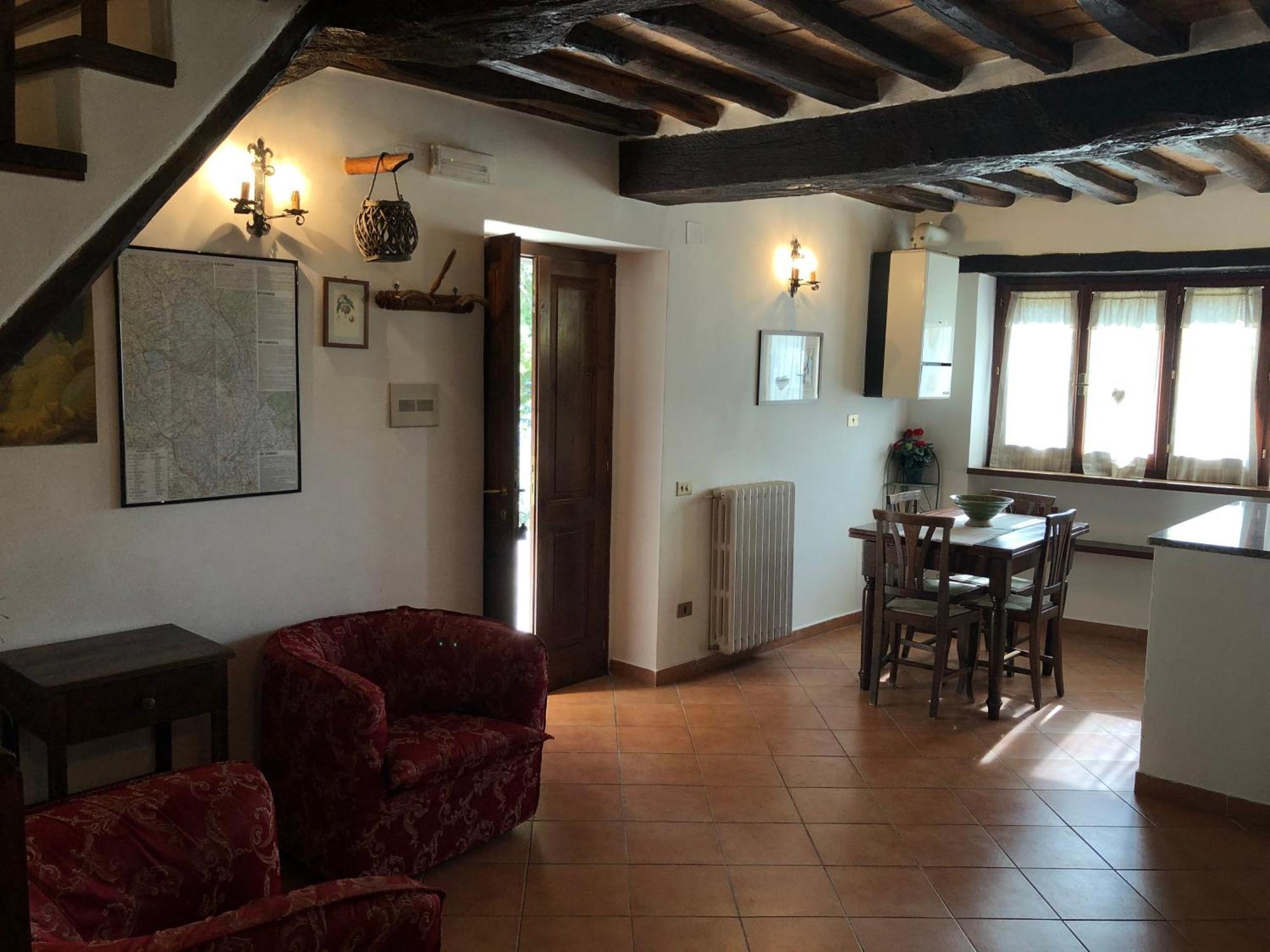 مونتيفالكو Agriturismo Camiano Piccolo الغرفة الصورة
