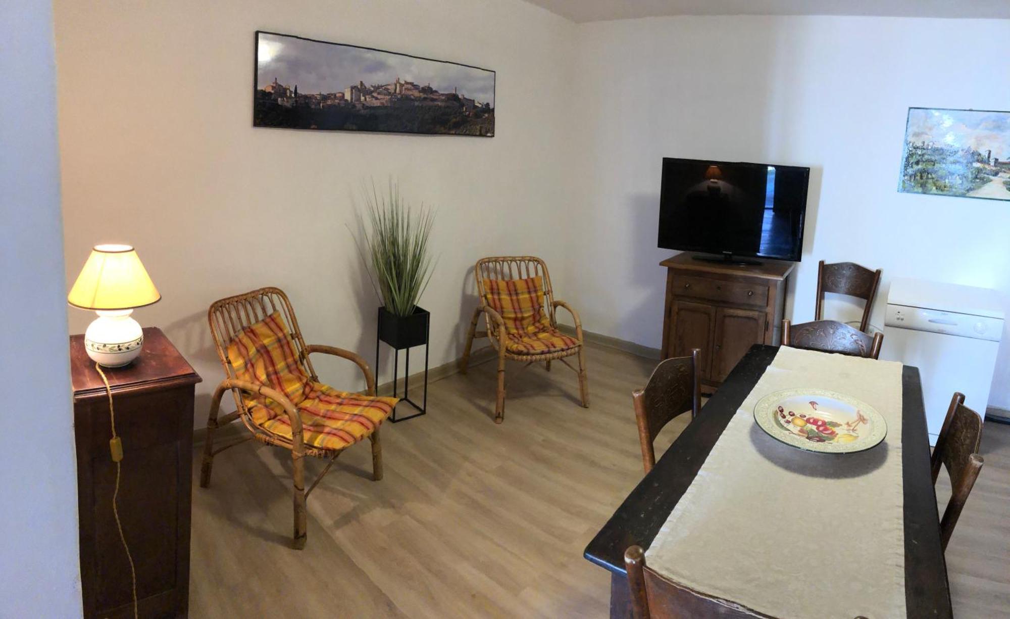 مونتيفالكو Agriturismo Camiano Piccolo الغرفة الصورة